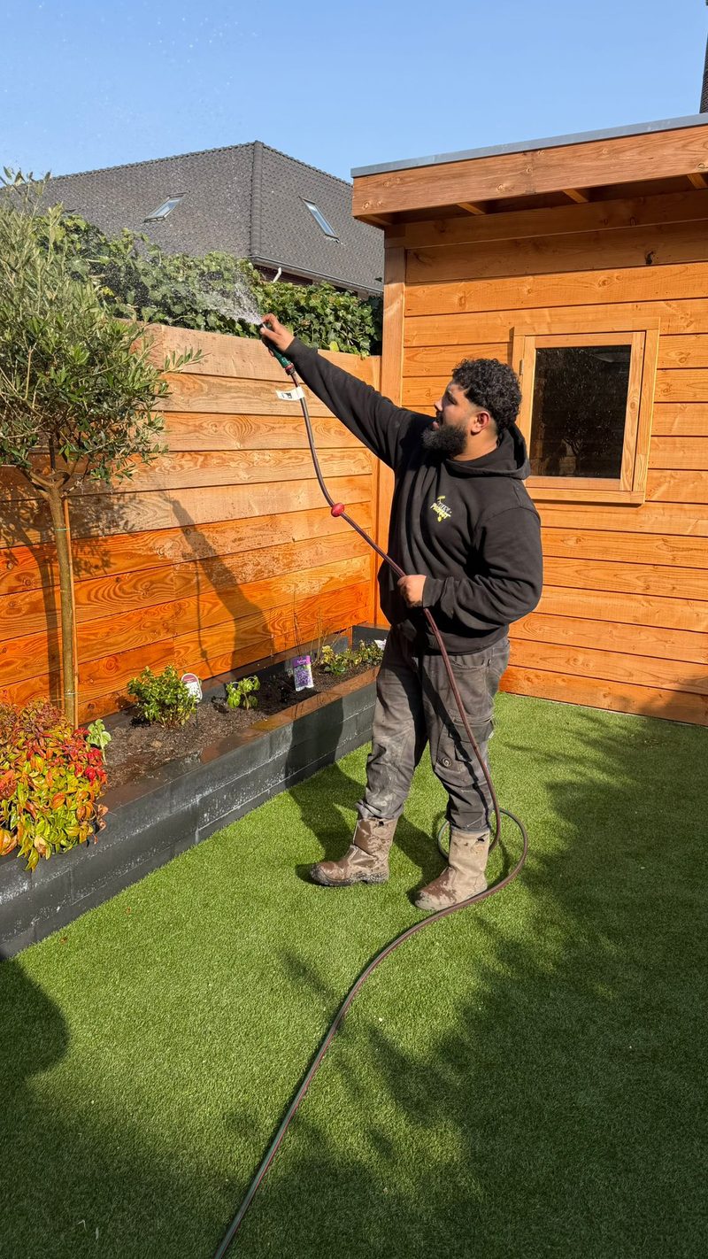Tuin Perfect vakman aan het werk